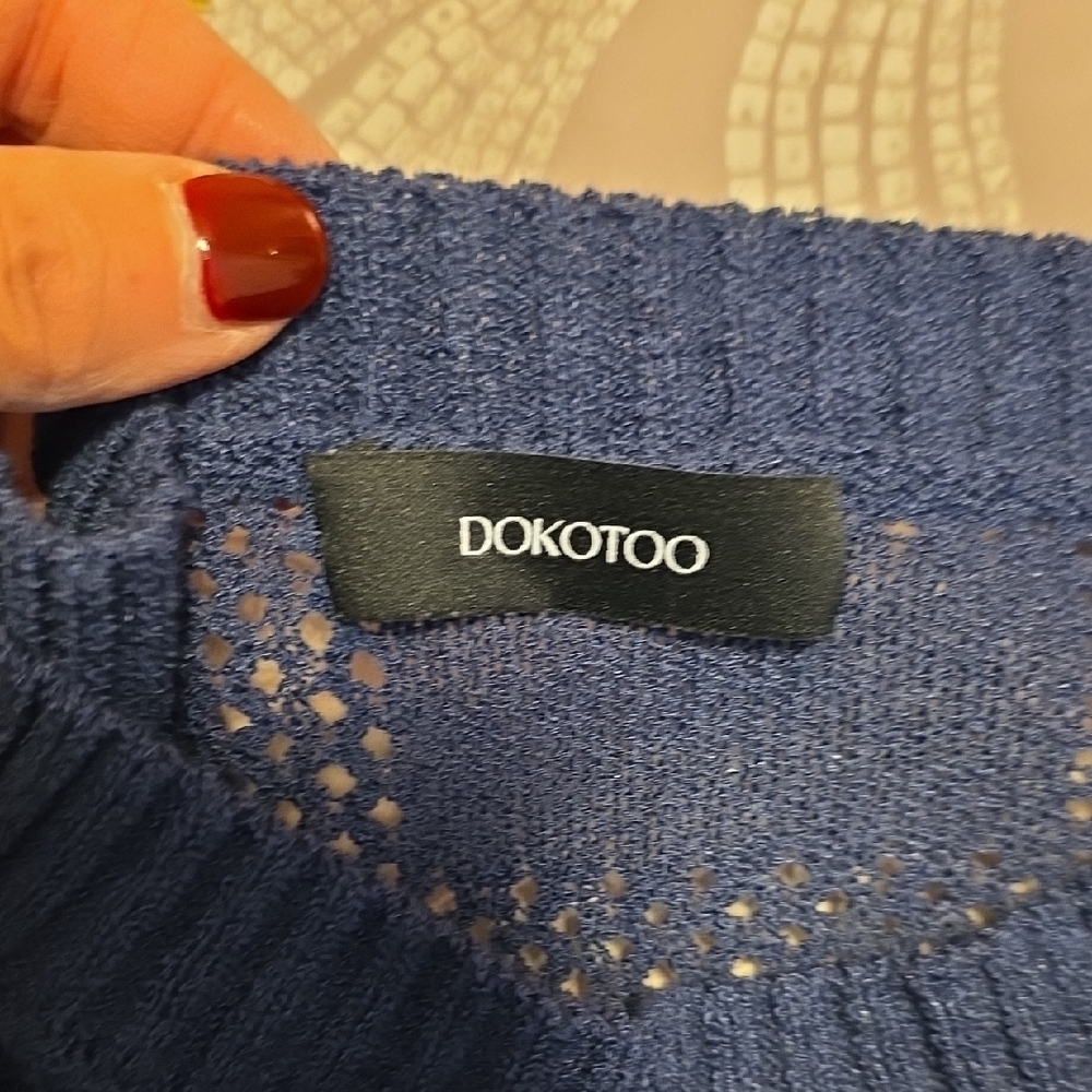 EUC Dokotoo XL Navy Women's Crew Neck Open Knit Sweater